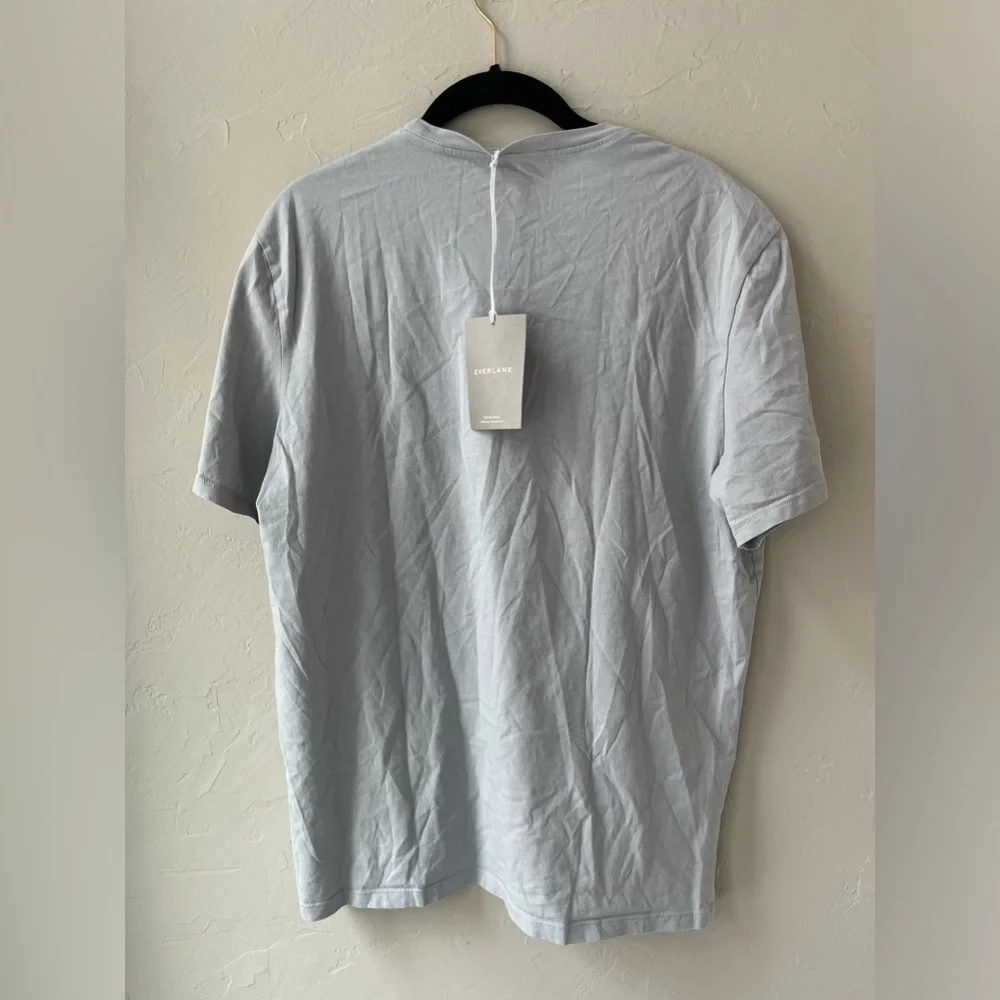 🩵EVERLANE MEN’S ORGANIC COTTON CREW T SHIRT IN SKY L - Picture 6 of 6